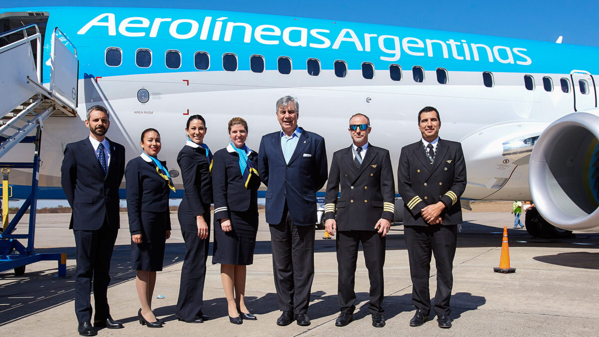 Aerolíneas Argentinas apuesta a cuotas y promociones para volar por el país